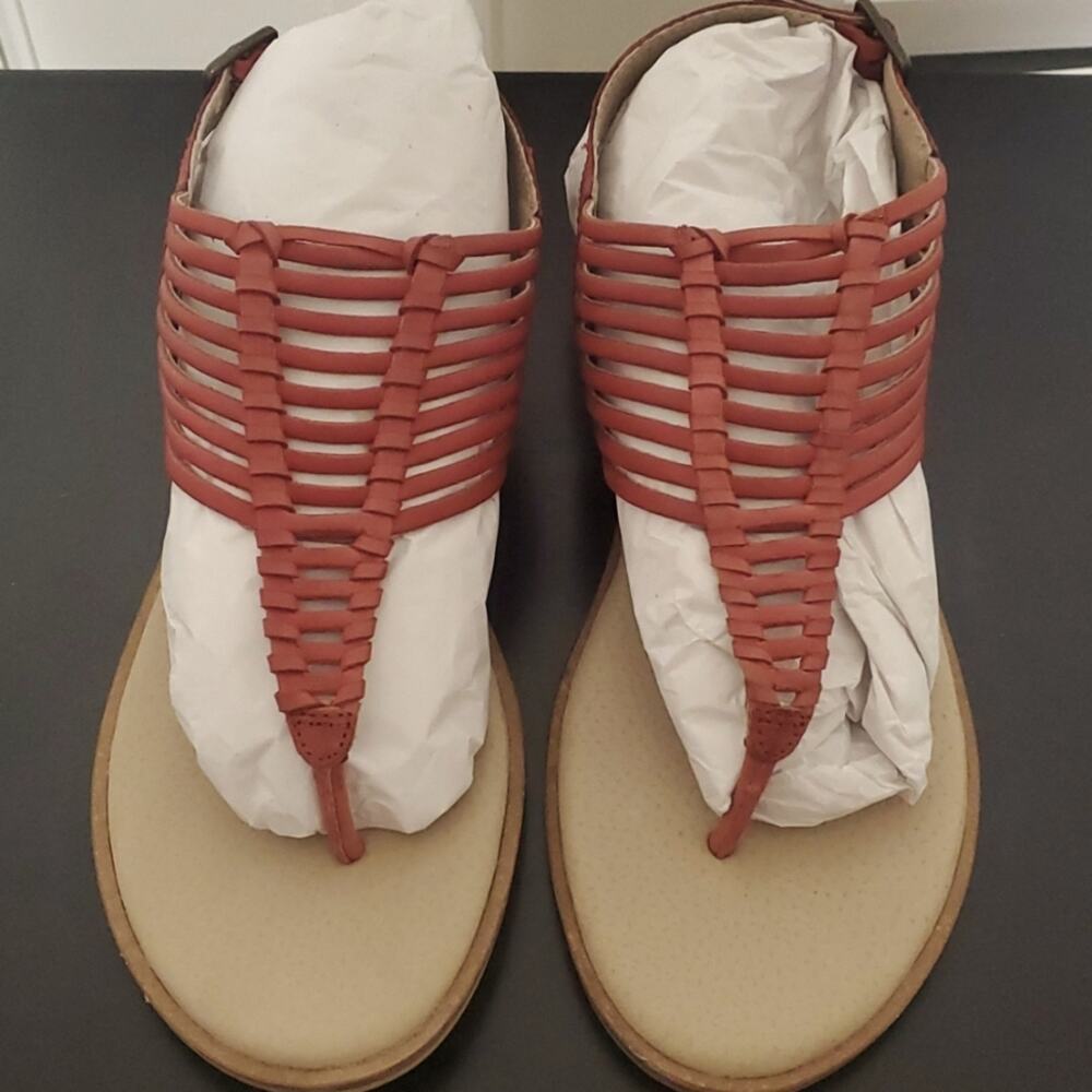 Journee Collection Davis Style Sandal. Size 10, NIB